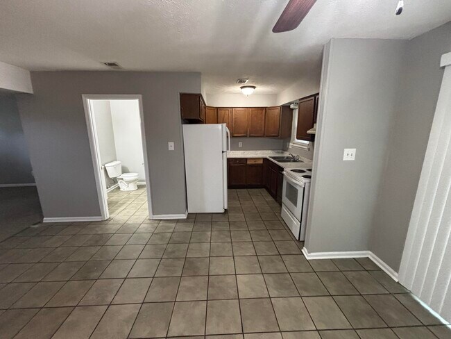 Foto del edificio - 1179 Tatesbrook Dr