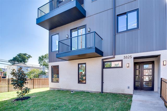 Building Photo - 3825 Munger Ave