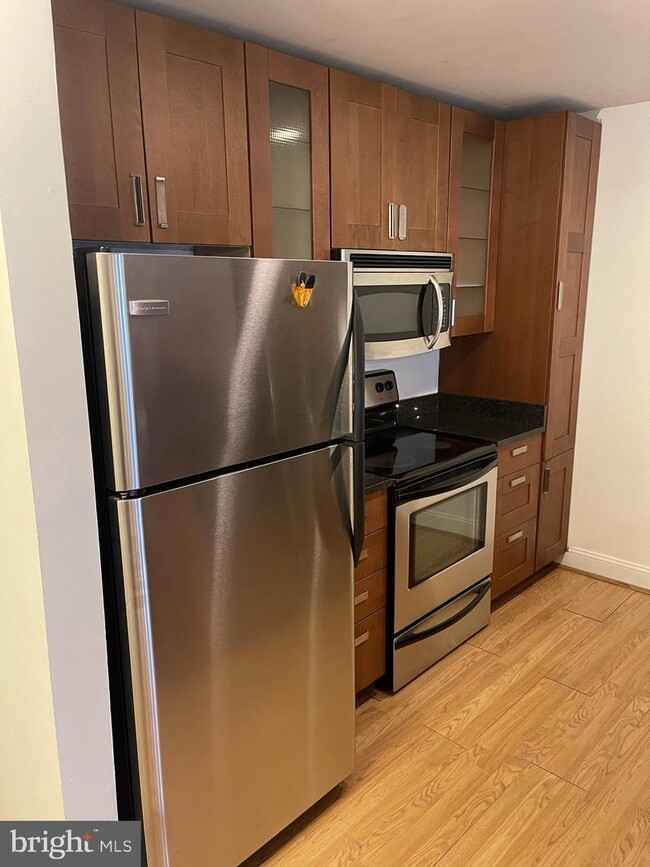 Foto del edificio - 1320 T St NW
