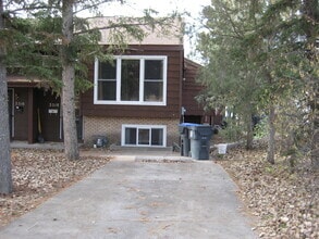 Building Photo - 3518 Dillon Ave