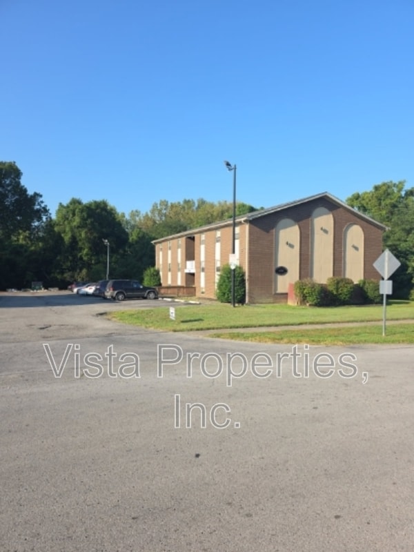 Building Photo - 4119 Glen Hill Manor Dr