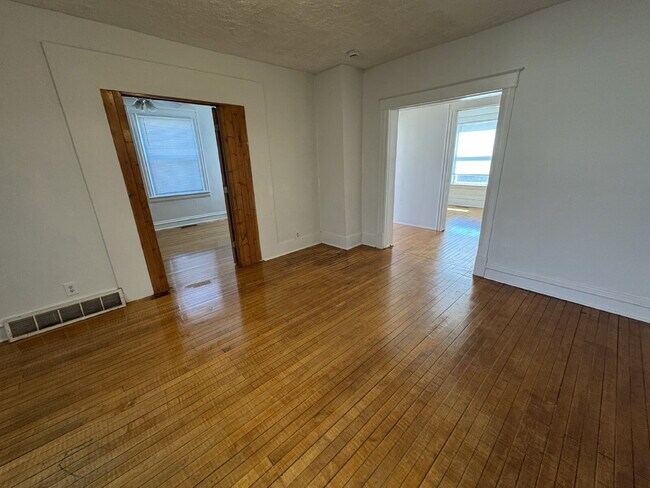 Foto del edificio - 2522 5th St NE