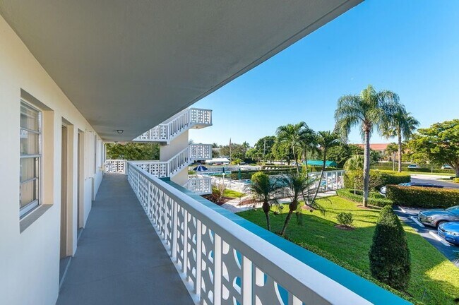 Building Photo - 52 Yacht Club Drive, North Palm Beach, FL ...