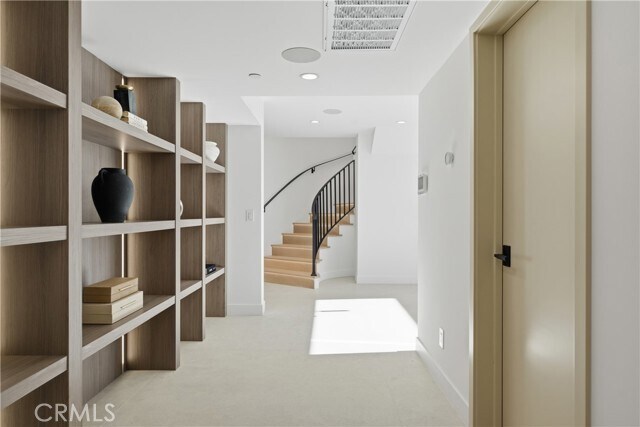 Building Photo - 2638 Zorada Dr