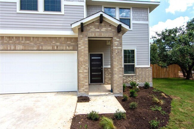 Foto del edificio - 116 Flat Creek Ct