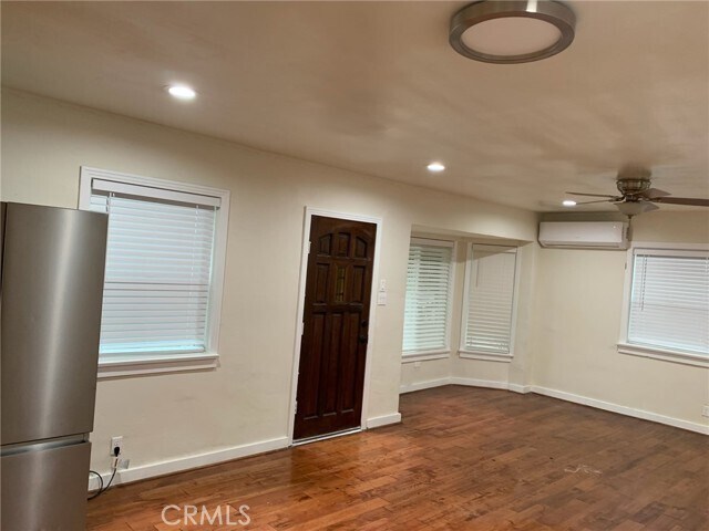 Foto del edificio - 8535 Dorothy St