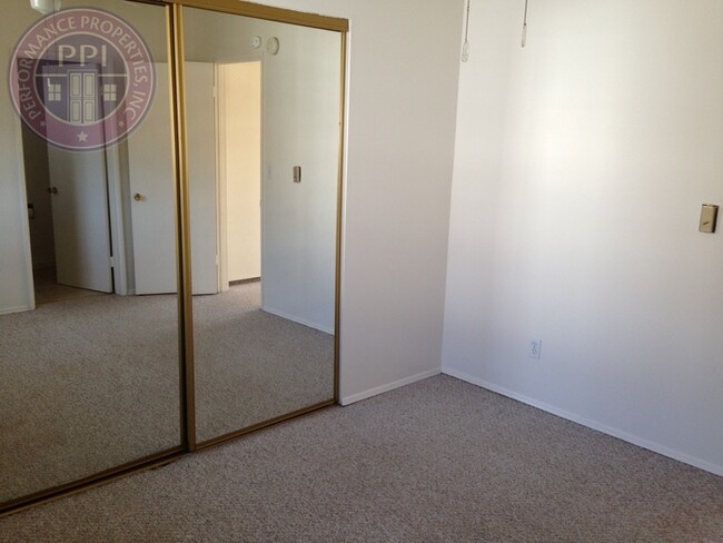 Foto del edificio - Pet Friendly Estacada Upper Level 1 Bedroo...