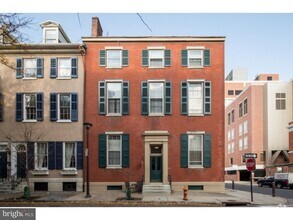 Building Photo - 901 Clinton St