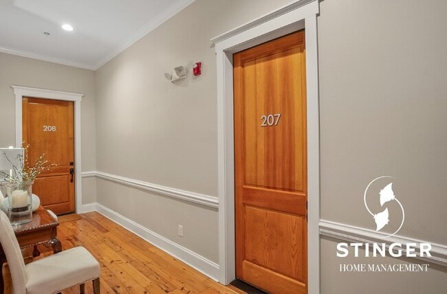 Foto del edificio - 700 Bay St