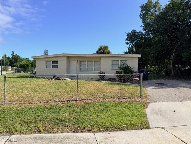 Foto del edificio - 1341 Gardenia Ave