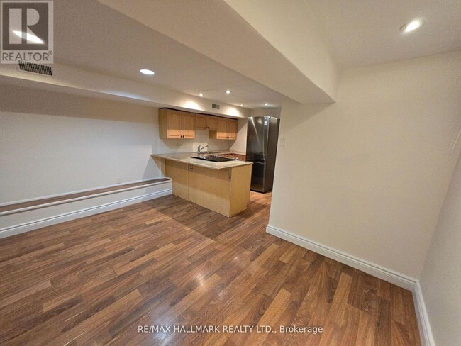 Photo du bâtiment - 94 Galt Ave