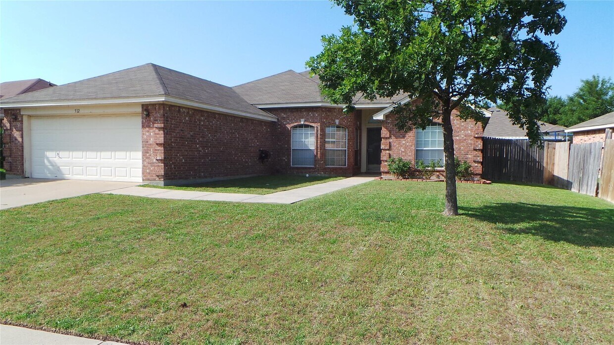 512 Asbury Dr, Saginaw, TX 76179 House Rental in Saginaw, TX