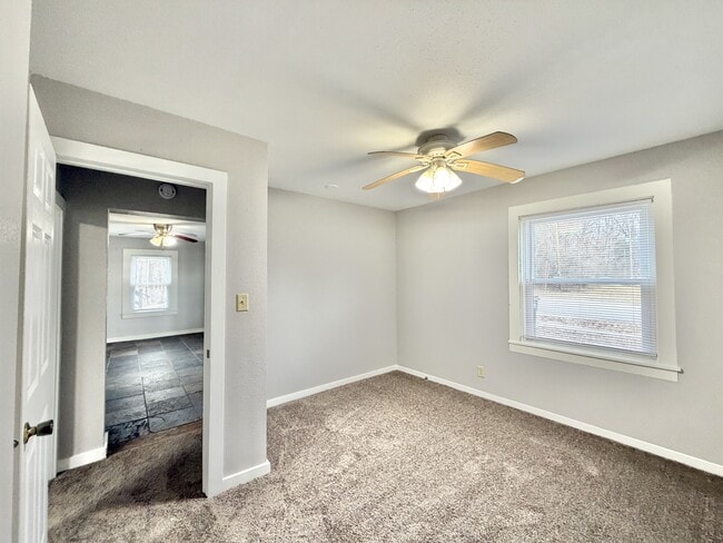 Foto del edificio - 710-712 S Ringold St