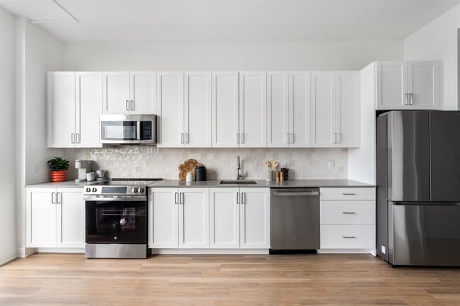 Building Photo - 8601 Bergenline Ave