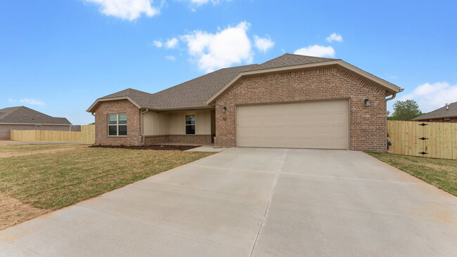 Foto del edificio - "Enchanting Farmington Getaway: 3-Bedroom ...