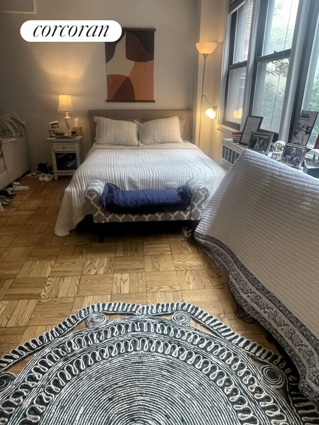 Foto del edificio - 241 E 76th St