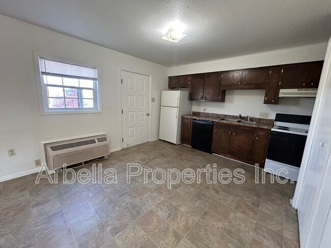 Foto del edificio - 499 Nicholas St SE