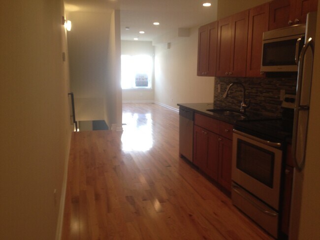 Foto del edificio - 415 N 41st St