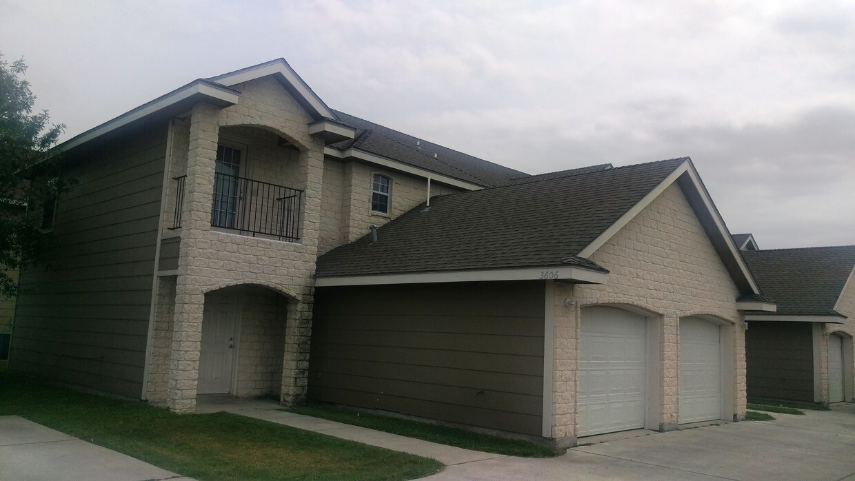 3606 N Arroyo Park Ln, Harlingen, TX 78550 Apartments in Harlingen