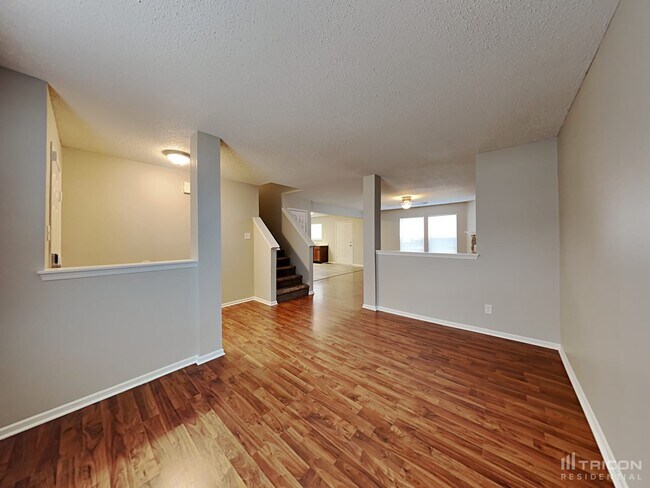 Building Photo - 6572 W Jefferson Ct