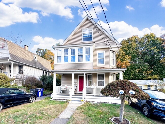 Building Photo - 76 Nichols Ave