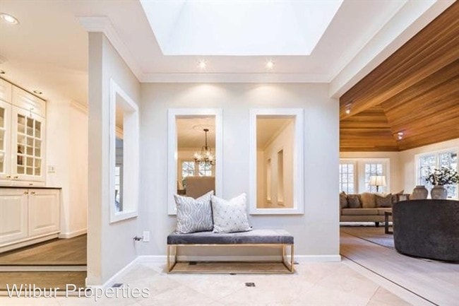 Building Photo - 5 br, 4 bath House - 286 Willowbrook Drive