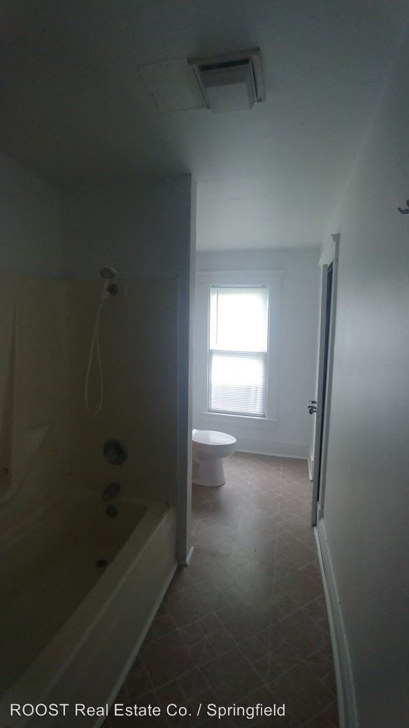 Building Photo - 2 br, 1 bath House - 817 N. Murray Street