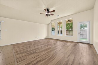 Building Photo - 6847 Tammany Manor Ln
