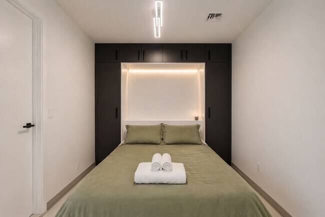 Foto del edificio - 2750 Griffin Rd