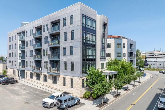 Building Photo - The Brook Luxury Apartments of Cambridge