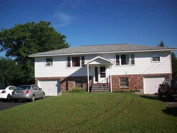 Building Photo - 2923 W Lydius St