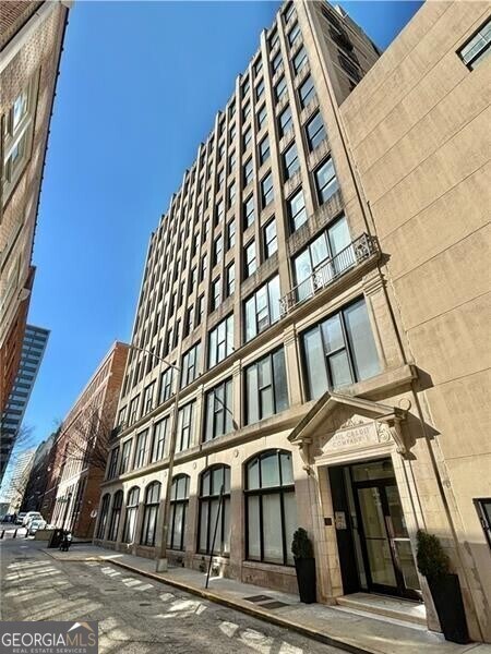 Building Photo - 90 Fairlie St NW