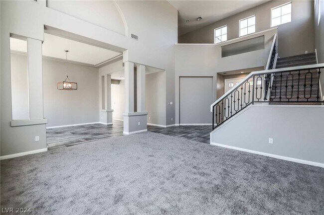 Foto del edificio - 3045 Sunrise Heights Dr