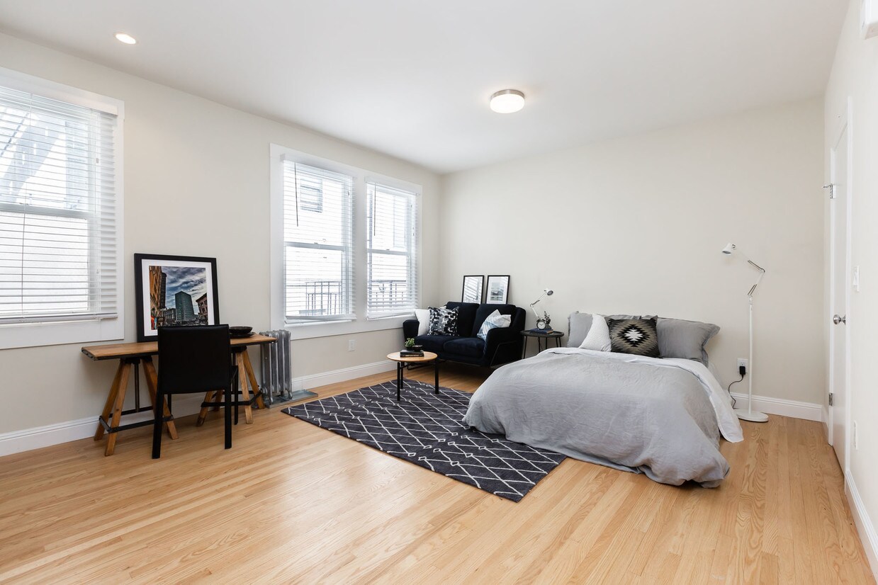 Foto principal - 634 Powell St