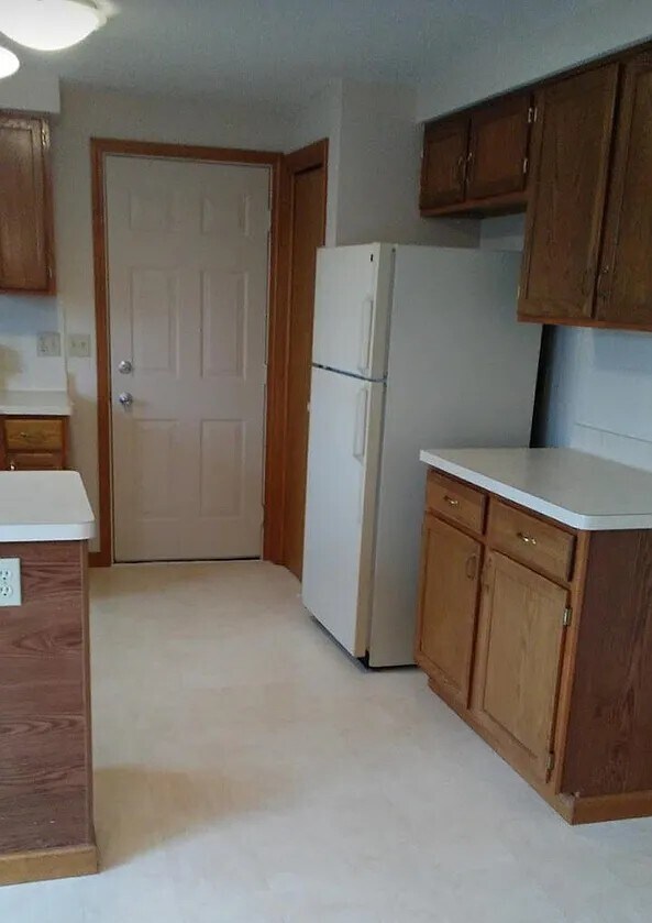 Foto del edificio - 5705 Newhouse Rd