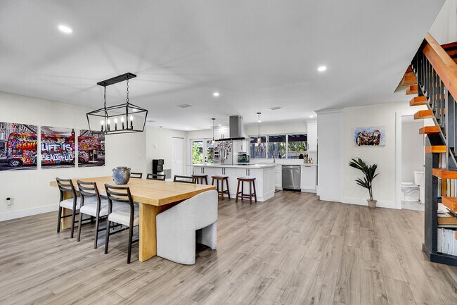 Foto del edificio - 10108 SW 53rd Ct