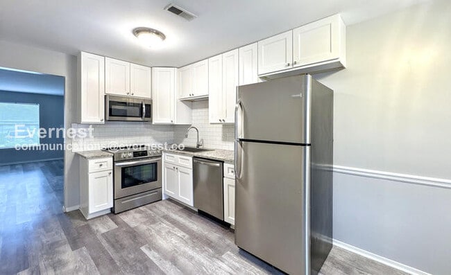 Building Photo - 2330 Grayson Valley Dr