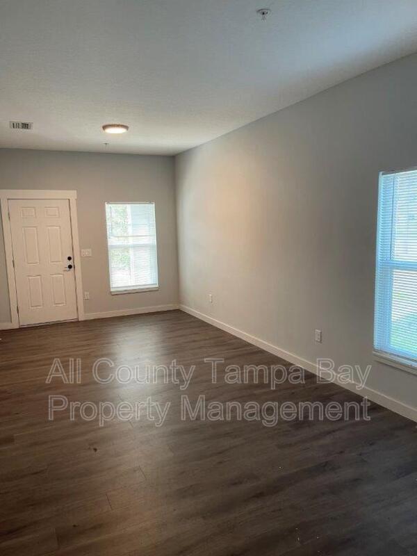 Building Photo - 3802 W Elrod Ave