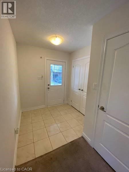 Building Photo - 420 Linden Dr