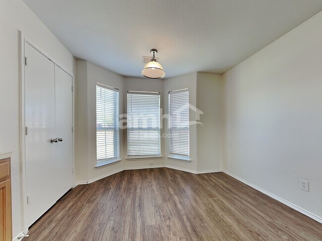 Foto del edificio - 115 Windsor