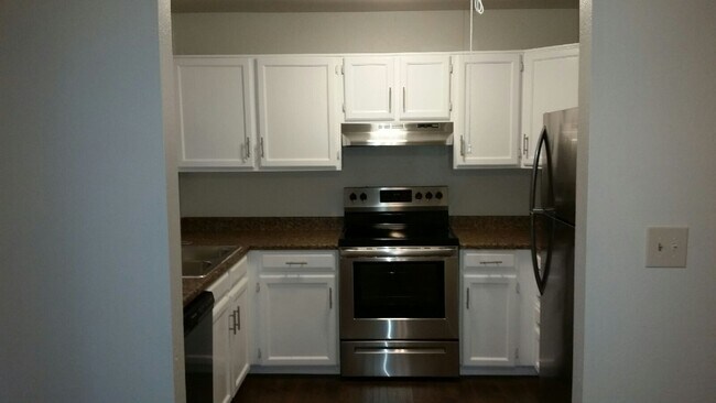 Foto del edificio - Centaur Village 3 Bedroom/2 Bath Newly Upd...
