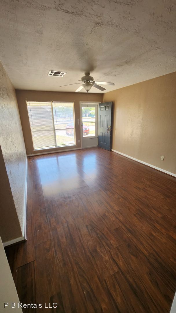 Building Photo - 3 br, 1 bath House - 5423 NW Kinyon Avenue