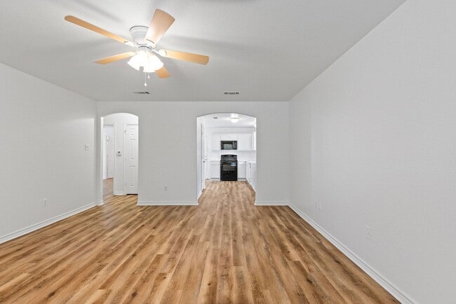 Foto del edificio - 1412 Hemphill St