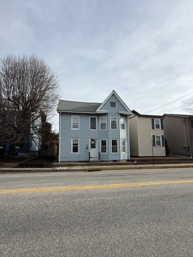 Building Photo - 109 N Earl St