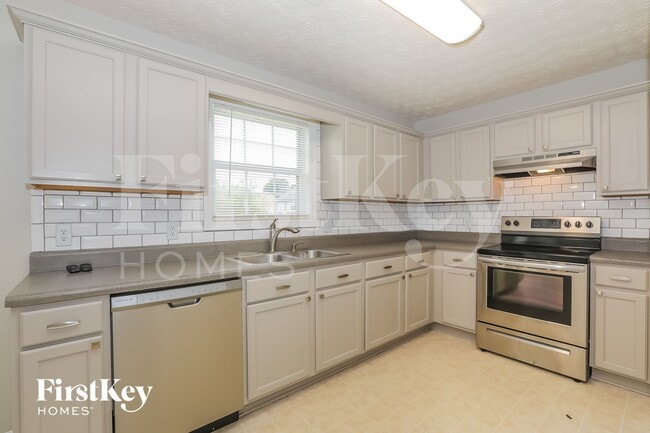 Foto del edificio - 3360 Wrenwood Ct