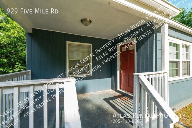 Building Photo - 929 5 Mile Rd