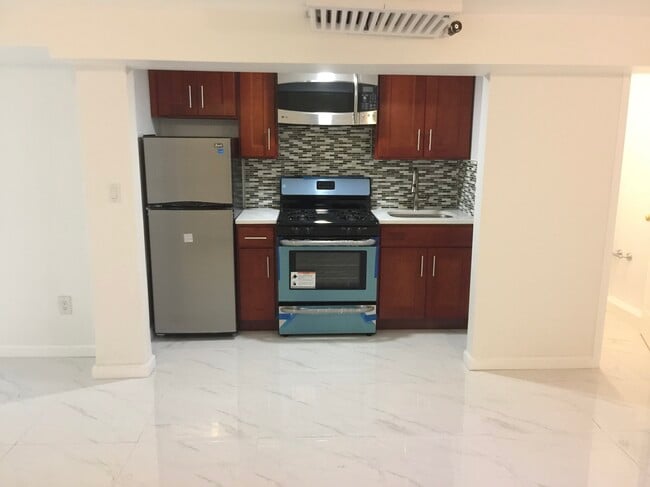 Photo - 6639 Burns St Townhome