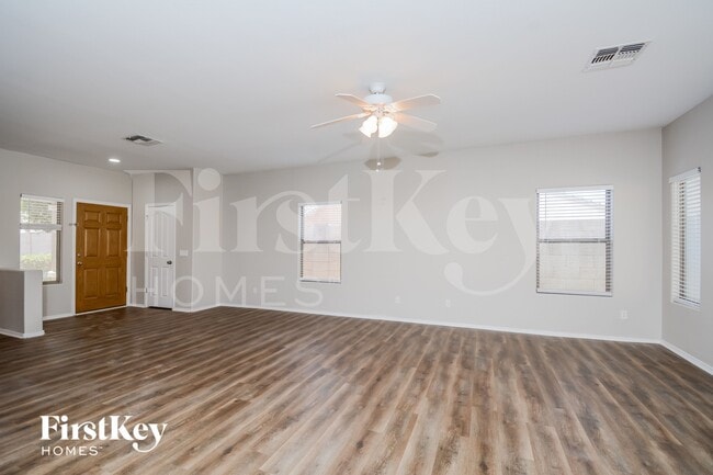 Building Photo - 3606 N 129th Ave