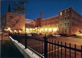 Exterior View State Street - Nettleton Commons Apartments