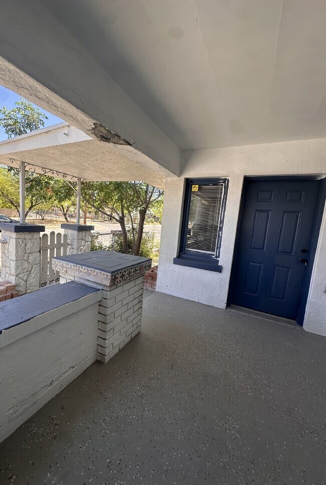 Foto del edificio - Delightful and Cozy 3bdrm 1bath Home For Rent in S Tucson!